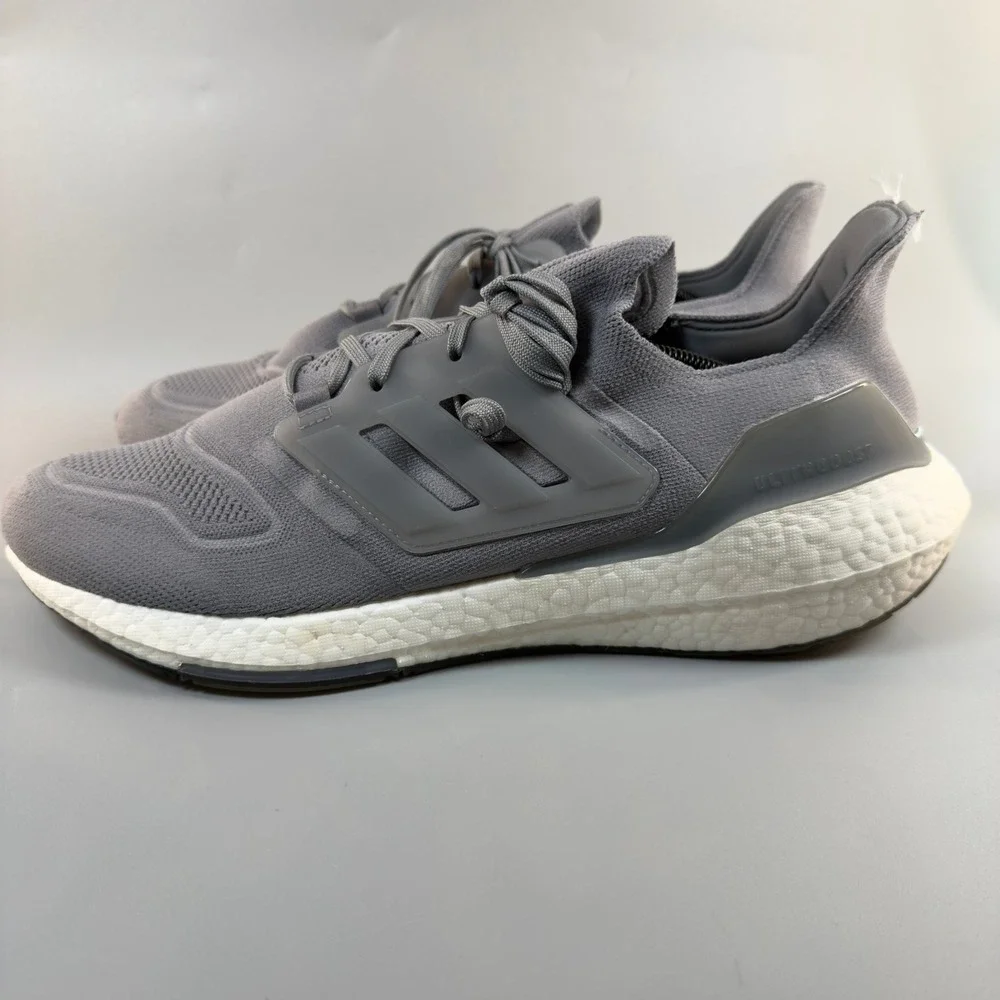 Adidas Ultraboost 22 Mens 14 Running Shoes Gray White Lace Up Low Sneakers Boost